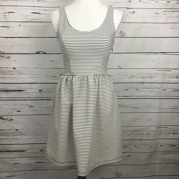 Candie's Dresses & Skirts - Candie’s Sleeveless Dress Black and White Jrs Sm